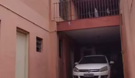 Sobrado à venda no Taboão da Serra com 180m² 5 dormitórios 4 banheiros 3 vagas