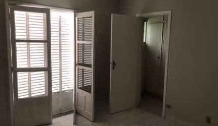 Sobrado à venda na Vila Leopoldina com 200m² 3 dormitórios 2 suítes 3 banheiros 2 vagas.