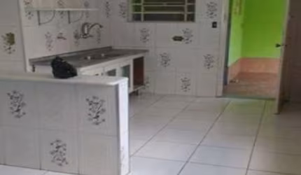 Sobrado na Vila Amália, 150m², 4 dormitórios.