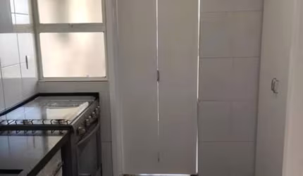 Apartamento á venda na Vila Sônia, com 2 dormitórios e 1 vaga.