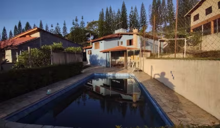 Casa de campo São Roque.