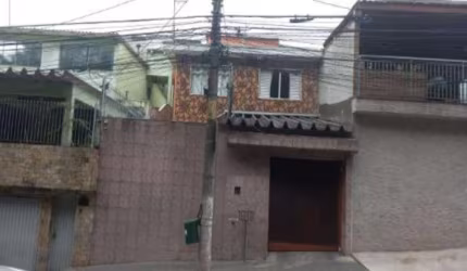 Casa à venda no Jardim Raposo Tavares com 160m² 3 dormitórios 2 banheiros 2 vagas