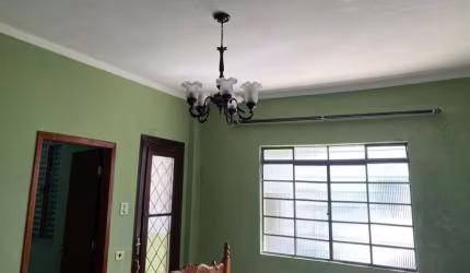 Casa no Sacomã, 200m², 3 dormitórios.