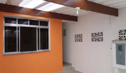 Sobrado em Jardim Las Vegas, 125m², 2 dormitórios.