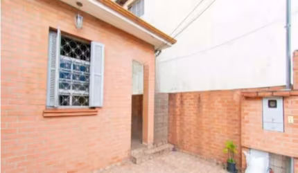 Casa à venda no Jardim Vila Formosa com 165m² 2 dormitórios 2 banheiros 1 vaga