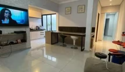 Casa Térrea à venda no Parque Arariba com 129m² 2 dormitórios 2 banheiros 3 vagas