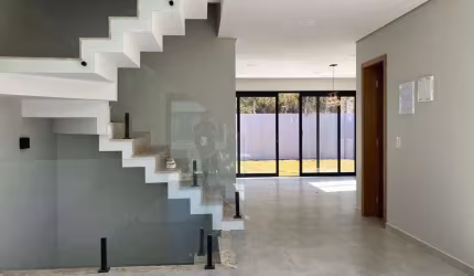 Casa a venda na Granja Viana