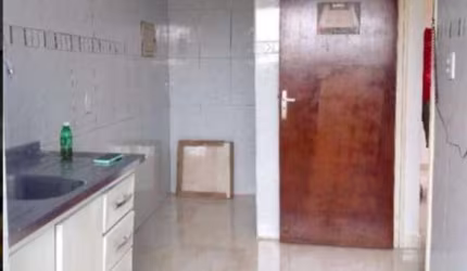 Apartamento de 02 dormitorios á venda - Limão
