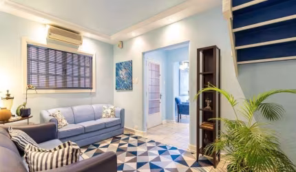 Sobrado- 220m2 - 3 Dormitórios 1 Suíte 4 Vagas -  Jardim Paulistano
