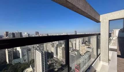 LINDÍSSIMA COBERTURA VISTA DE 360 GRAUS E ELEVADOR PANORÂMICO