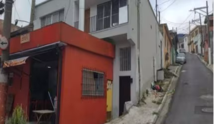 Casa com comercio à venda no Rio Bonito com 240m²