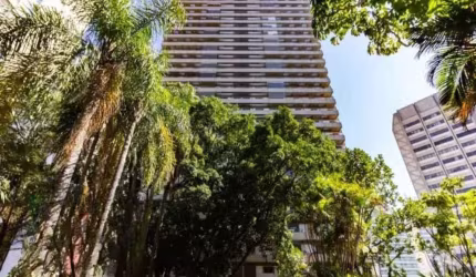 Cobertura ,Alto da Boa Vista, 316 metros .