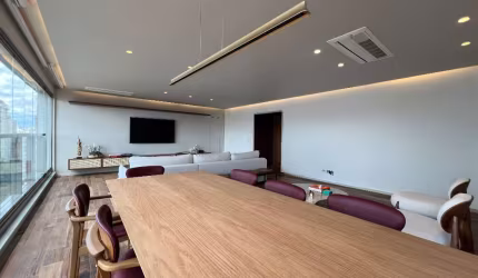 Apartamento mobiliado de 154m² à venda na Vila Nova Conceição.
