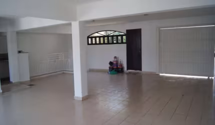Casa sobrado è venda de 3 dormitórios sendo 1 suíte e 4 vagas no Mandaqui