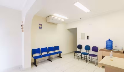 Imóvel com 9 Quartos e 7 banheiros à Venda, 190 m²