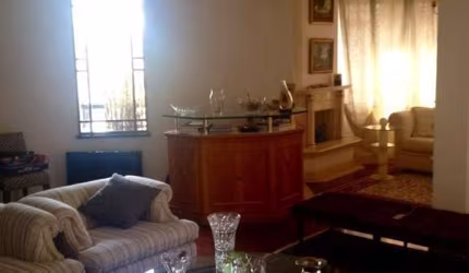 Apartamento á venda em Moema, com 4 dormitórios, sendo 2 suíte e 4 vagas.