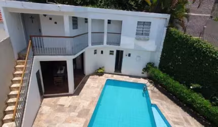Casa à venda em São Paulo, Jardim Leonor