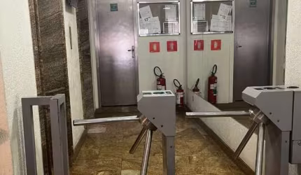 Prédio Comercial na Consolação 6 andar inteiro com 334m² 8 banheiros  6 vagas