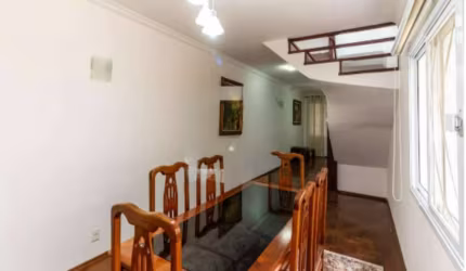 Casa à venda em Mirandópolis com 3 dormitórios 1 suíte 4 banheiros 2 vagas