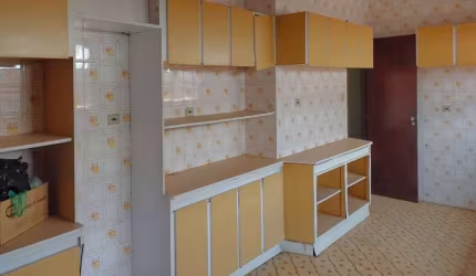 Casa em Vila Irmãos Arnoni, 576m², 3 Dormitórios.