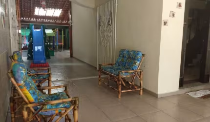 linda casa com 4 dormitórios 10 vagas e churrasqueira