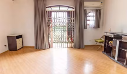 Casa 5 dormitórios ,2 suítes , 2 vagas