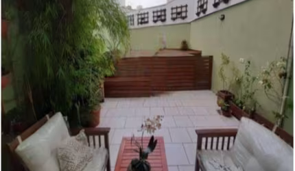 Sobrado à venda na Vila Mariana