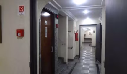 ..Esta excelente sala comercial à venda, localizada na Avenida Cidade Jardim..