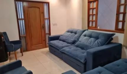 Imóvel aconchegante à venda com 3 quartos e 4 banheiros no total. Este imóvel está bem equipado, fica localizado no bairro Demarchi em São Bernardo do
