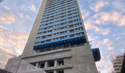 Apartamento Duplex à venda no Itaim Bibi
