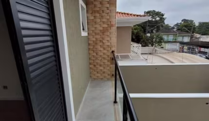 Sobrado com 3 dorm.1 suíte com churrasqueira com fogão e forno a lenha