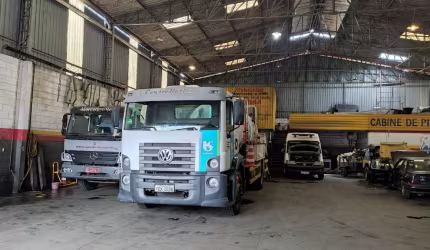 Galpão Comercial à venda em Itaquera com 1.000m²