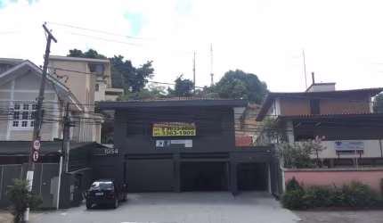Casa á venda no Sumaré com 500m²
