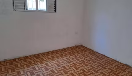 Casa térrea próximo ao Metro Campo Limpo e Shopping Campo Limpo