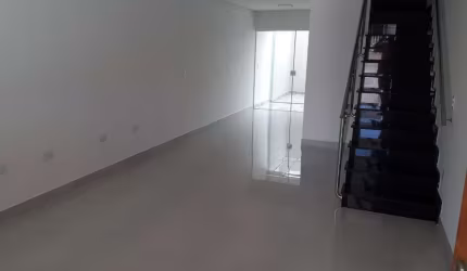 Sobrado à venda na Jardim Brasil (Zona Norte) com 144m² 3 dormitórios 1 suíte 3 banheiros 2 vagas