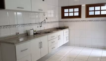 Casa térrea no Butantã para venda, com 171m², 3 dormitórios (1suíte), e 2 vagas