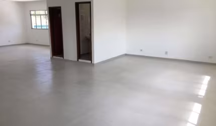Galpão amplo à venda 300 m² no Jardim dos Lagos - São Paulo