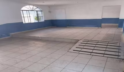 Imóvel Comercial à venda na Vila Pirajussara com 300m² 12 salas