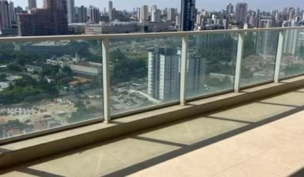 Apartamento na Anália Franco - SP