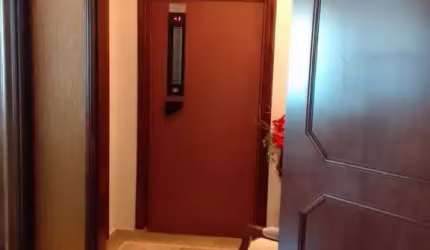 Apartamento á venda Mobiliado com 190m² sendo 4 suítes, 3 vagas de garagem em Morumbi