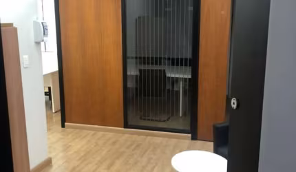 Sala Comercial á venda com 118m2 Cidade Monções