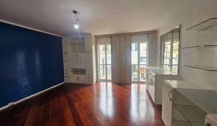 Apartamento no Condomínio Vertical Sao Joo Del Rey no Itaim Bibi com 136m² 3 dormitórios 1 suíte 4 banheiros 1 vaga