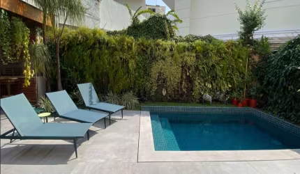 Casa de Condomínio de 310m² 3 suítes 3 vagas em Moema São Paulo