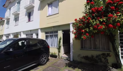 Casa em Condomínio à Venda - Pedreira, SP