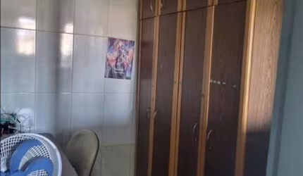 Casa de renda com 12 Quartos