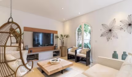 Casa de luxo em condomínio à venda em São Paulo - Jardim Petrópolis: 4 quartos, 4 suítes, 5 banheiros, 5 vagas, 533,45m².