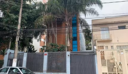 Prédio comercial para venda ou locação na Vila Clementino!