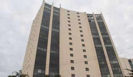 Sala comercial com 7 vagas, 384m² para alugar na Vila Olímpia