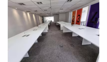 Conjunto de 292m² Estação Butantã | 12 Vagas | Semi Mobiliado | Ar VRF