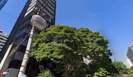 Sala Comercial na Cidade Monções com 118m2